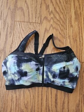 Victoria's Secret Front Closure Knockout Bra 38DD VSX